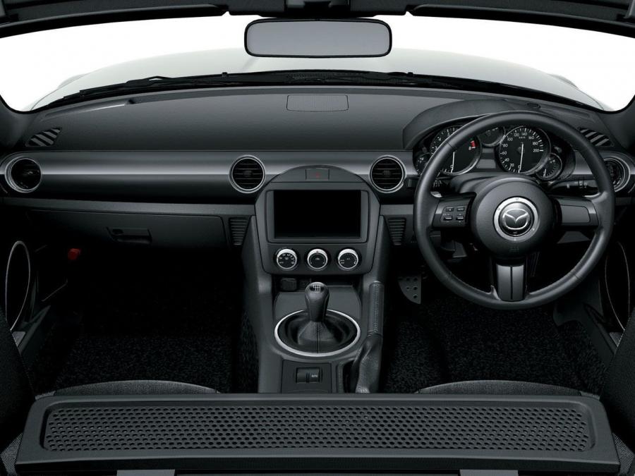  Mazda MX-5 Miata 2013 года  (фото 14 из 22)